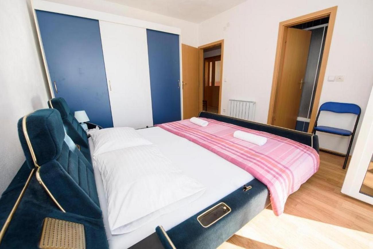 Apartments By The Sea Suhi Potok, Omis - 14555 예세니체 객실 사진